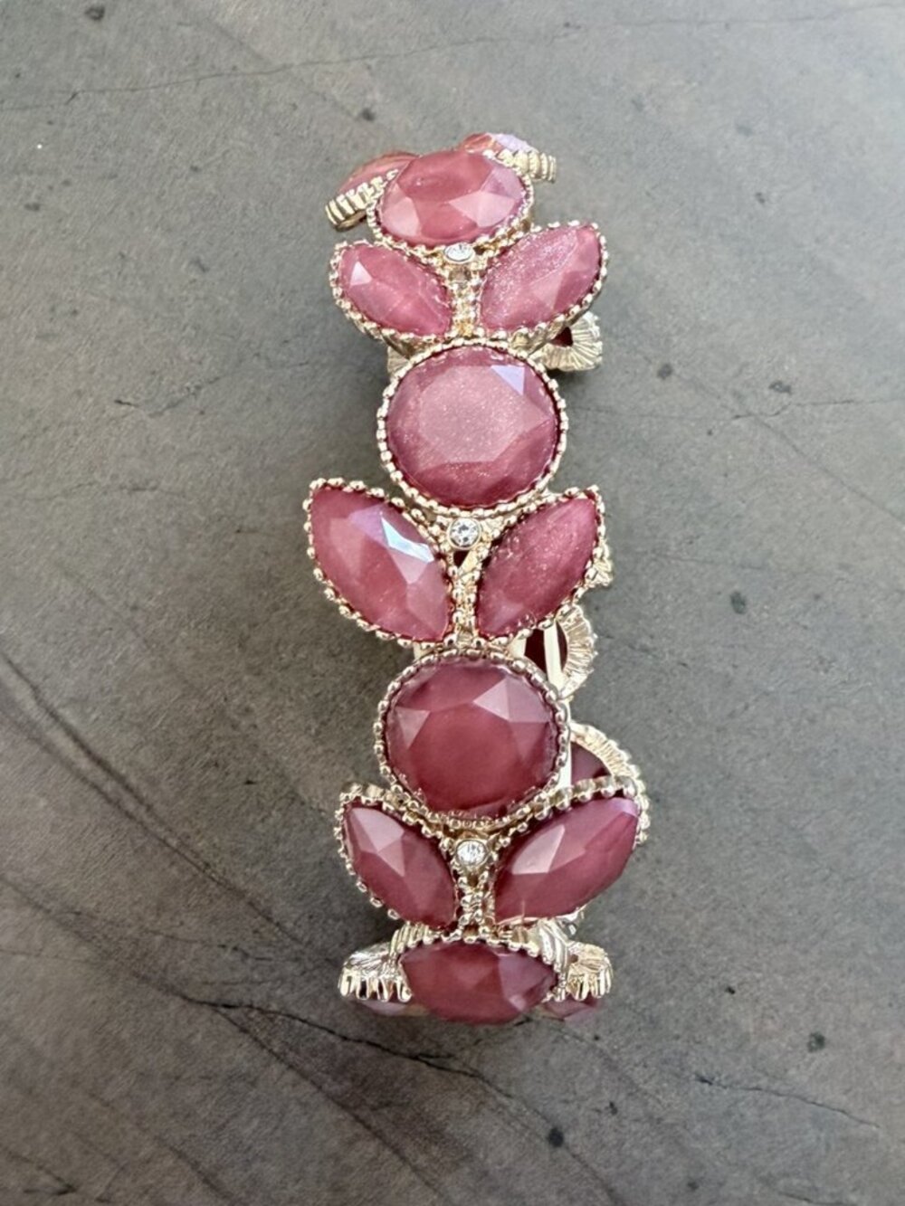NWOT Pink Faceted Cabochon Gemstone Gold Link Stretch Cuff Bracelet